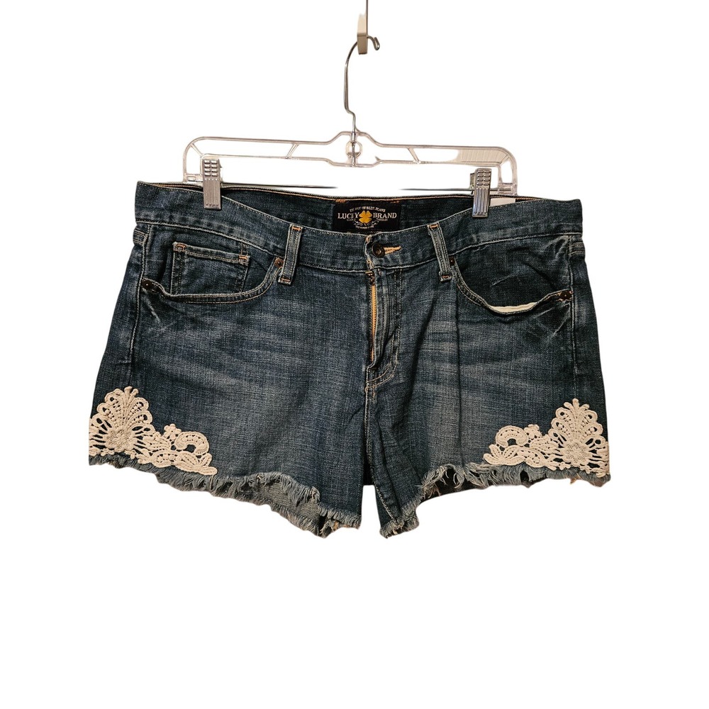 Lucky Brand Riley Short cutoff lace trim Size 12/ 31